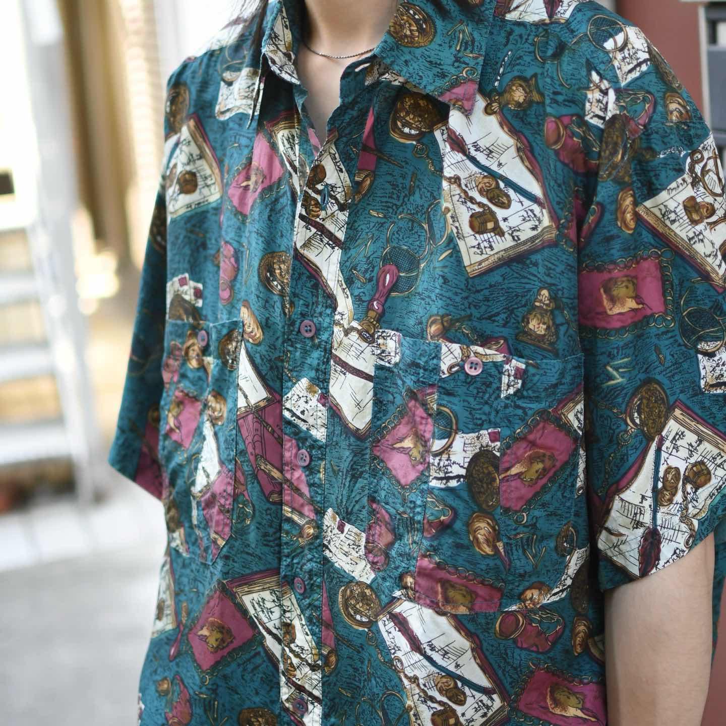 古着通販】古着 アンティーク柄 柄シャツ 総柄シャツ 半袖シャツ