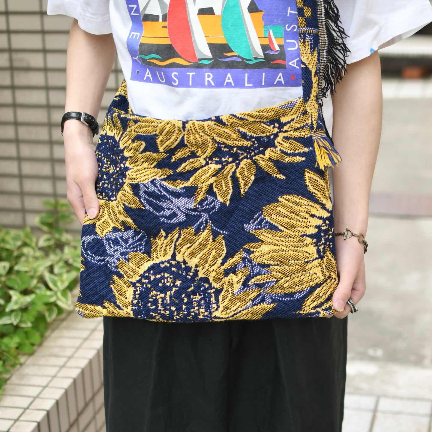 古着通販】古着 ハンドメイド 絨毯 ラグ ショルダーバッグ ひまわり