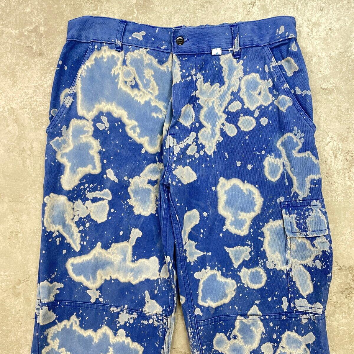 BASIC PLUS リメイク ブリーチ スプラッター タイダイ ユーロ ワークパンツ メンズW32-33相当  ダブルニー ペインターパンツ 古着 リメイク 総柄 紺色 古着通販】BASIC PLUS リメイク ブリーチ スプラッター タイダイ
