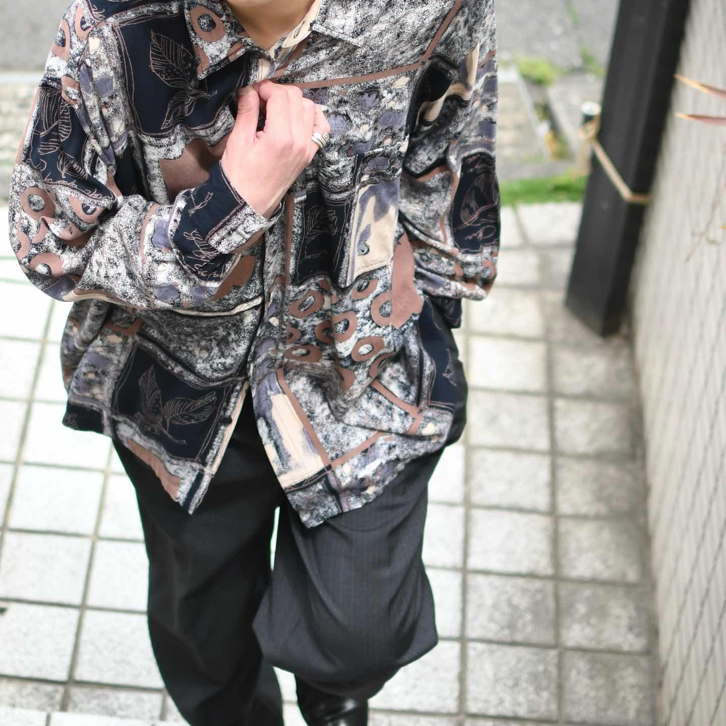 古着 アート レーヨンシャツ 柄シャツ 総柄シャツ ドレープ感◎ シャツ 古着通販】古着 アート レーヨンシャツ 柄シャツ 総柄シャツ ドレープ