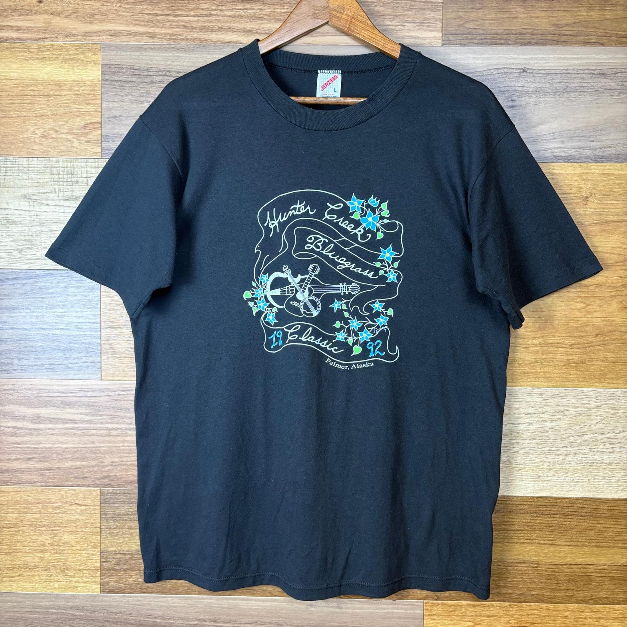 古着通販】USA製 90s グラフィックアート デザイン Tシャツ サイズ