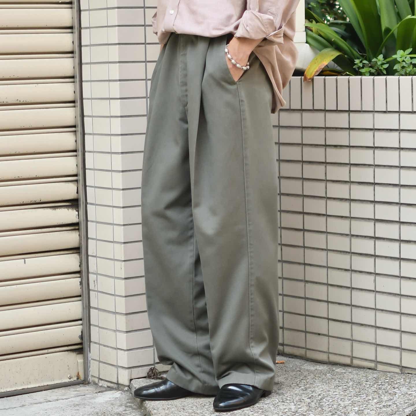 古着通販】古着 Dockers 2タック チノパン カーキ ワイドパンツ ワーク