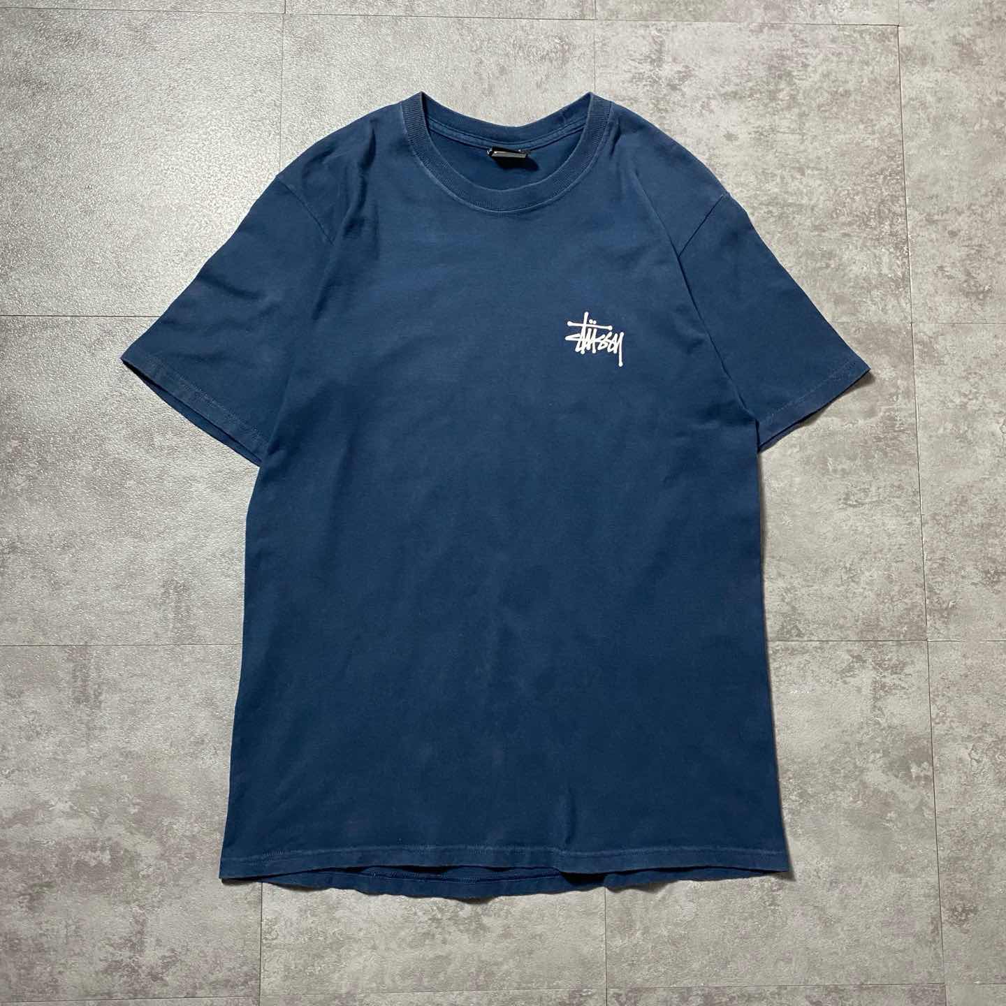 新品 ステューシー ショーンフォント マグネット Tシャツ スタジャン STUSSY ステューシー 25周年 ショーンフォント Tシャツ カーキ