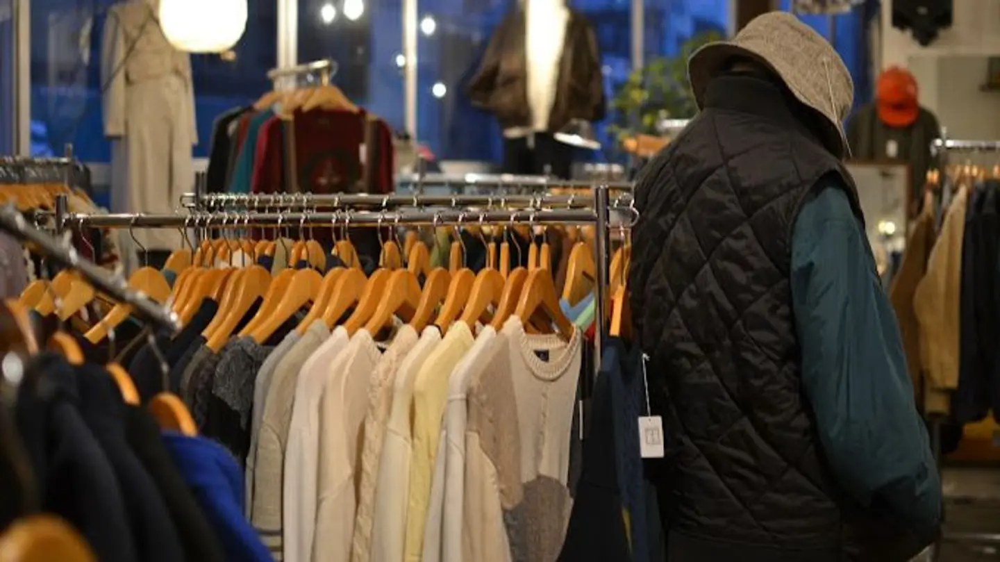 8b96329c-af16-4c04-b1b7-